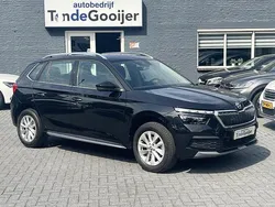 Zwart, metallic lak Gebruikt 2023 Skoda Kamiq Style SUV | € 26.900 (Iets duurder)