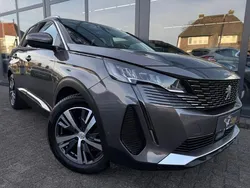 Grijs Gebruikt 2020 Peugeot 3008 Avantage SUV | € 20.950 (Eerlijke prijs)