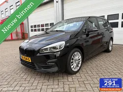 Zwart Gebruikt 2018 BMW 218 Stationwagen | € 17.950 (Eerlijke prijs)