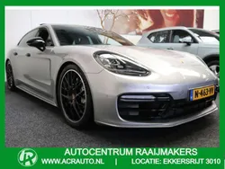 Zilver, metallic lak Gebruikt 2018 Porsche Panamera Sport Turismo Sedan | € 76.740