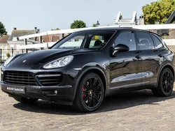 Zwart, metallic lak Gebruikt 2010 Porsche Cayenne Turbo SUV | € 59.995