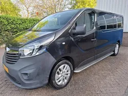 Zwart, metallic lak Gebruikt 2017 Opel Vivaro Van | € 16.450