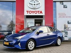 Blauw Gebruikt 2016 Toyota Prius Hatchback | € 16.299 (Eerlijke prijs)