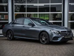 Grijs Gebruikt 2018 Mercedes E200 AMG line Sedan | € 25.450 (Eerlijke prijs)