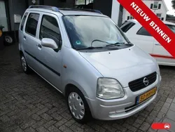 Grijs Gebruikt 2001 Opel Agila Comfort Hatchback | € 950 (Eerlijke prijs)