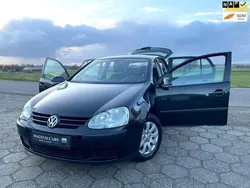 Zwart Gebruikt 2005 VW Golf IV Comfortline Hatchback | € 2.750 (Eerlijke prijs)