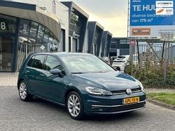 Groen Gebruikt 2017 VW Golf VII Highline Hatchback | € 15.250 (Goede deal)