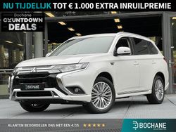 Wit Gebruikt 2021 Mitsubishi Outlander P-HEV Intense SUV | € 25.695 (Eerlijke prijs)