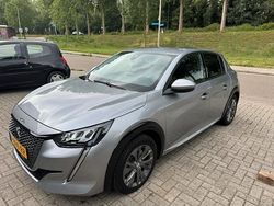 Zilver Gebruikt 2021 Peugeot e-208 Allure Hatchback | € 13.500 (Goede deal)