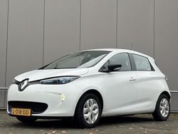 Wit Gebruikt 2017 Renault Zoe Life Hatchback | € 6.900 (Iets duurder)