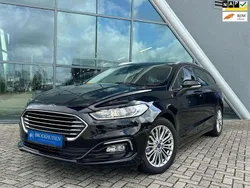 Zwart Gebruikt 2022 Ford Mondeo Titanium Stationwagen | € 23.950 (Eerlijke prijs)