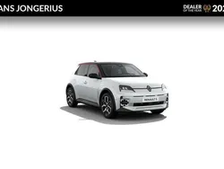 Blanc nacré + dakkleur noir étoilé (wit mica) Nieuw 2025 Renault R5 Komfort Hatchback | € 30.815 (Goede deal)