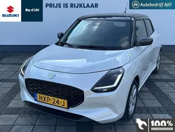 Wit Nieuw 2025 Suzuki Swift Hatchback | € 21.950 (Eerlijke prijs)