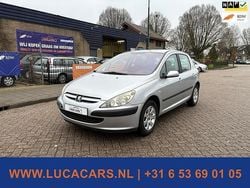 Grijs Gebruikt 2004 Peugeot 307 Hatchback | € 1.295 (Eerlijke prijs)