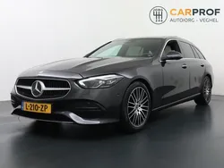 Grijs Gebruikt 2021 Mercedes 200 Luxury Stationwagen | € 31.995 (Eerlijke prijs)