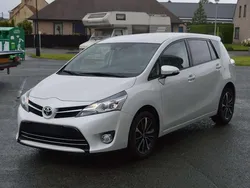 Zilver Gebruikt 2018 Toyota Verso 50th Anniversary MPV | € 16.900