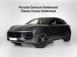 Grijs Gebruikt 2025 Porsche Cayenne Turbo SUV | € 239.900