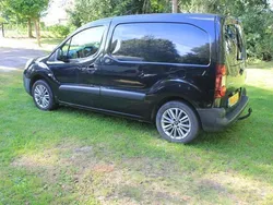 Zwart Gebruikt 2014 Citroën Berlingo MPV | € 3.995 (Iets duurder)