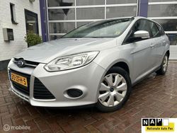 Grijs, metallic lak Gebruikt 2012 Ford Focus Trend Stationwagen | € 2.249 (Eerlijke prijs)