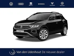 Zwart Nieuw 2025 VW T-Roc Edition SUV | € 35.775 (Goede deal)