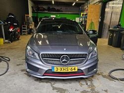 Grijs Gebruikt 2014 Mercedes CLA250 Prestige Sedan | € 21.500