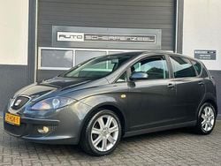 Grijs (metallic) Gebruikt 2008 Seat Altea Style MPV | € 4.285 (Eerlijke prijs)
