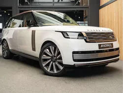 Wit, metallic lak Gebruikt 2024 Land Rover Range Rover SUV | € 299.995