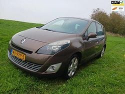Bruin Gebruikt 2011 Renault Grand Scénic III Dynamique MPV | € 5.950 (Eerlijke prijs)
