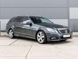 Grijs, metallic lak Gebruikt 2009 Mercedes E350 Avantgarde Stationwagen | € 13.995 (Duur)