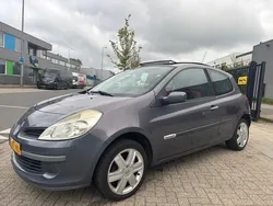 Blauw Gebruikt 2007 Renault Clio II Rip Curl Hatchback | € 1.299 (Super prijs)