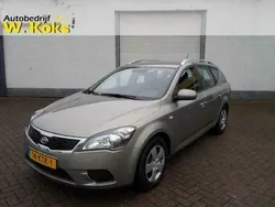 Grijs, metallic lak Gebruikt 2010 Kia Ceed Stationwagen | € 5.950