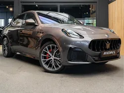 Grijs, metallic lak Gebruikt 2025 Maserati Grecale SUV | € 174.995