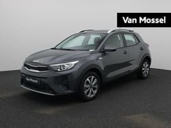 Grijs Gebruikt 2023 Kia Stonic SUV | € 18.900 (Goede deal)