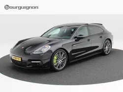 Zwart, metallic lak Gebruikt 2019 Porsche Panamera S E-Hybrid Sport Turismo Sedan | € 69.500 (Super prijs)