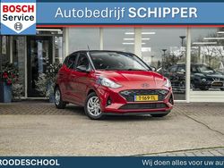 Rood Gebruikt 2023 Hyundai i10 Comfort Hatchback | € 15.950 (Eerlijke prijs)