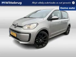 Grijs Gebruikt 2023 VW up! Hatchback | € 19.750