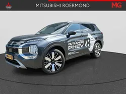 Grijs Nieuw 2025 Mitsubishi Outlander P-HEV Instyle SUV | € 62.950 (Eerlijke prijs)