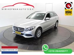 Grijs, metallic lak Gebruikt 2017 Mercedes C160 Premium Coupé | € 15.295 (Goede deal)