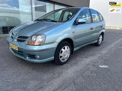 Groen Gebruikt 2002 Nissan Almera Tino MPV | € 1.199 (Eerlijke prijs)