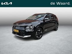 Zwart Gebruikt 2025 Kia Niro Advance SUV | € 37.950 (Eerlijke prijs)