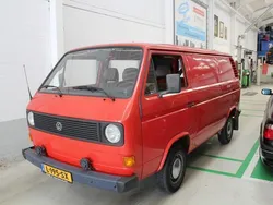 Rood Gebruikt 1980 VW T3 Van | € 13.250