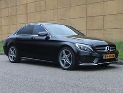 Zwart Gebruikt 2017 Mercedes C180 AMG Sedan | € 15.945 (Eerlijke prijs)
