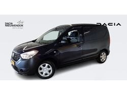 Bleu navy Gebruikt 2018 Dacia Dokker Ambiance Van | € 8.945 (Eerlijke prijs)