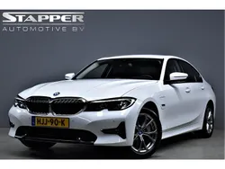 Wit Gebruikt 2022 BMW 330 Sport Line Sedan | € 33.895 (Super prijs)