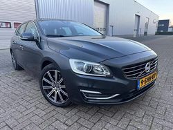 Grijs (metallic) Gebruikt 2013 Volvo V60 Summum Stationwagen | € 5.950 (Goede deal)