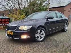 Zwart Gebruikt 2011 Skoda Superb Business Line Hatchback | € 5.749 (Eerlijke prijs)