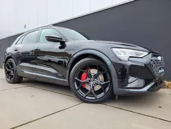 Zwart Gebruikt 2023 Audi Q8 e-tron S-Line SUV | € 64.890 (Super prijs)