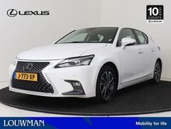 Wit Gebruikt 2020 Lexus CT200h Hatchback | € 22.950 (Eerlijke prijs)