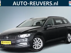Grijs Gebruikt 2023 VW Passat Business Stationwagen | € 27.900 (Eerlijke prijs)
