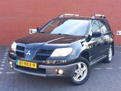 Zwart, metallic lak Gebruikt 2009 Mitsubishi Outlander SUV | € 4.750 (Goede deal)